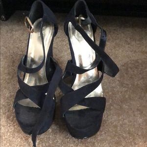 XXI super comfortable platform heels